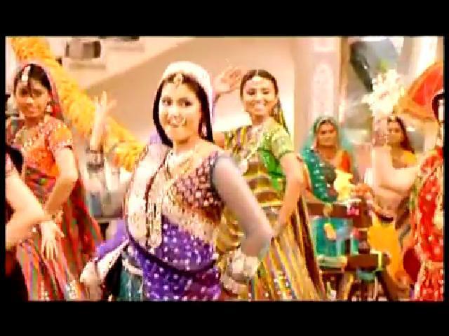 522560_380063582014076_1105475876_n