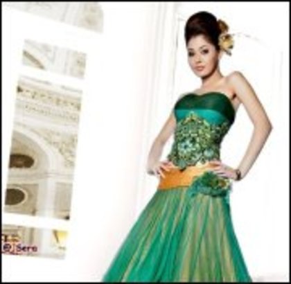 185911_326562510770335_768866343_a - sara khan15