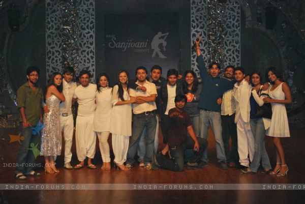 171192-cast-and-crew-of-dill-mill-gayye