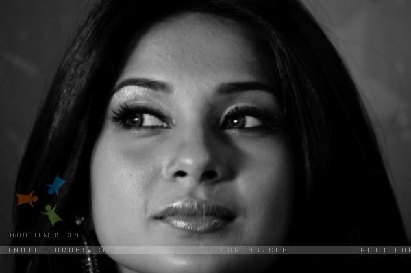 204921-jennifer-winget