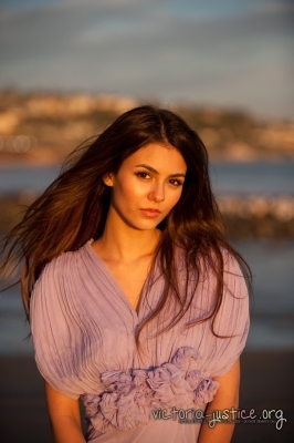 normal_006 - Victoria Justice - Photoshoot 007 - Unknown Photograph