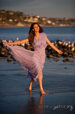 normal_024 - Victoria Justice - Photoshoot 007 - Unknown Photograph