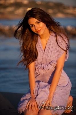 normal_040 - Victoria Justice - Photoshoot 007 - Unknown Photograph