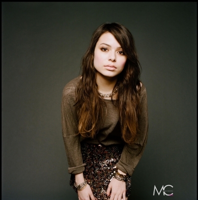 normal_3 - Miranda Cosgrove - Photoshoot 001 - High Maintenance