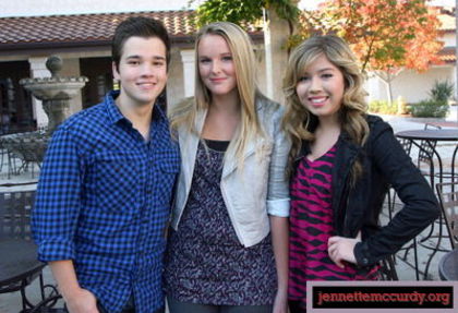 normal_001~94 - Jeanette McCurdy - Nick Rocks Your School 2011