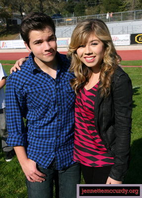 normal_003~88 - Jeanette McCurdy - Nick Rocks Your School 2011