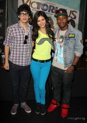 normal_014 - Victoria Justice - JUNE 11 - Victorious soundtrack signing at the Universal CityWalk in Hollywood
