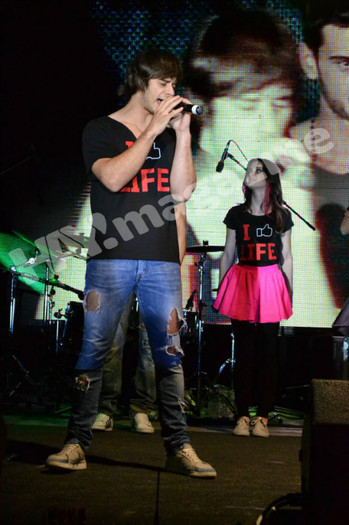 554594_395801840457120_852106595_n - 00Concert LaLa Band Sinaia00