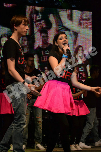 564200_395798877124083_512369695_n - 00Concert LaLa Band Sinaia00
