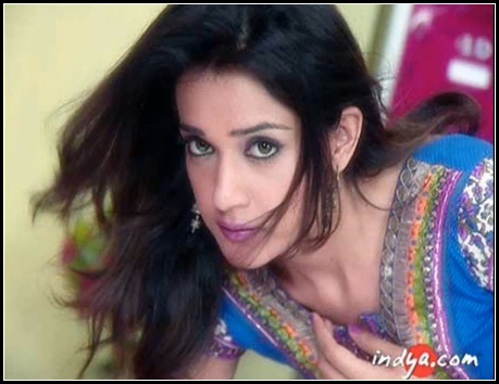 35-vert - Neha Jhulka