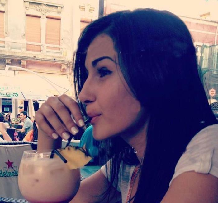 487747_199712330155289_1819168503_n; S-a n%u0103scut la 15 decembrie 1993, 
