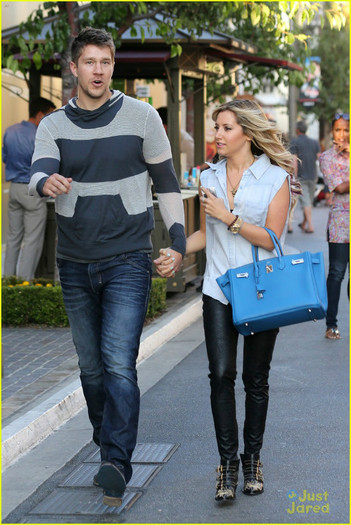 tisdale-grove-03 - Ashley Tisdale and Scott Speer The Grove Sweethearts