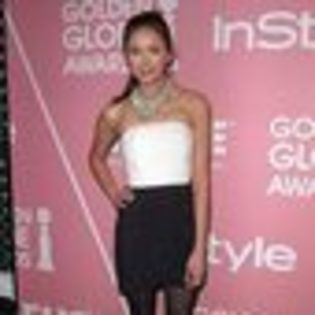 nina-dobrev-690812l-thumbnail_gallery - Nina Dobrev