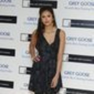 nina-dobrev-843542l-thumbnail_gallery - Nina Dobrev