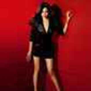 nina-dobrev-189484l-thumbnail_gallery - Nina Dobrev