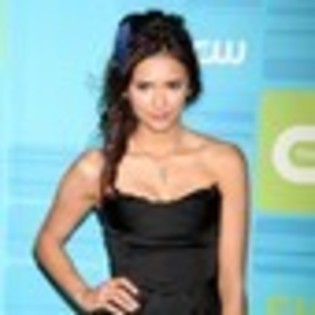 nina-dobrev-376589l-thumbnail_gallery - Nina Dobrev