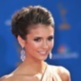 nina-dobrev-488101l-thumbnail_gallery - Nina Dobrev
