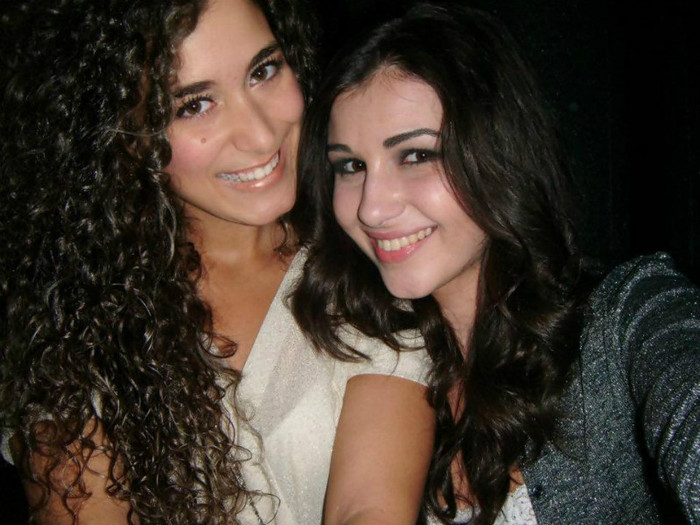 563022_375267465837033_828681590_n