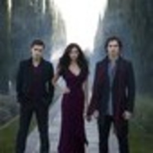 the-vampire-diaries-201222l-thumbnail_gallery - Nina Dobrev
