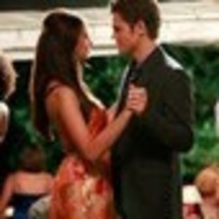 the-vampire-diaries-253734l-thumbnail_gallery - Nina Dobrev