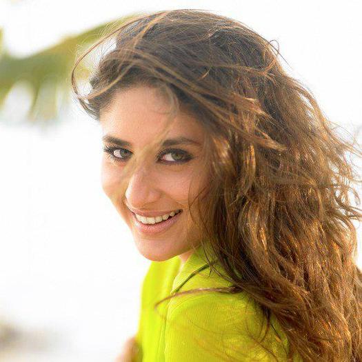 292384_269681696467112_143777803_n - Kareena Kapoor 2