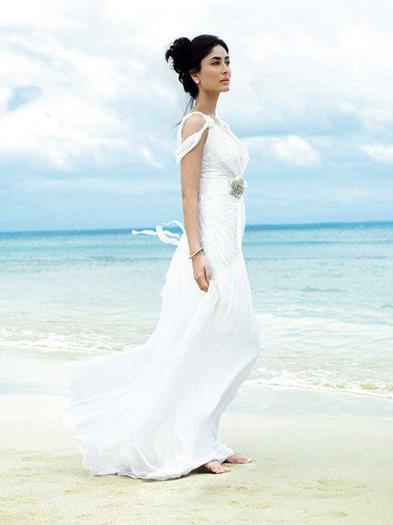 603428_269258983176050_1901869038_n - Kareena Kapoor 2