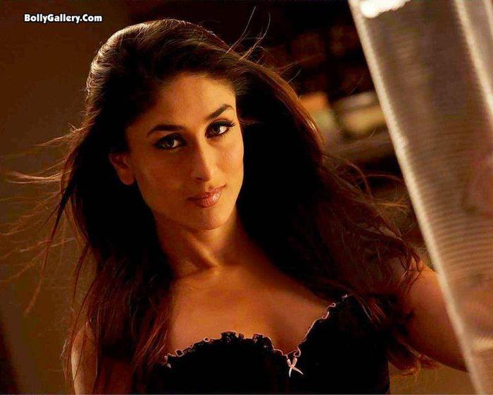 603802_269734173128531_333976958_n - Kareena Kapoor 2