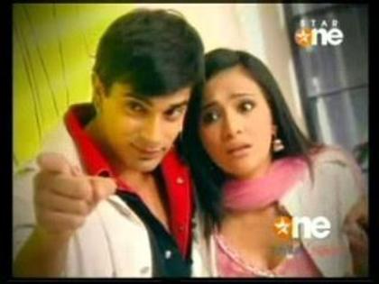 391430_253381441442613_242453287_n