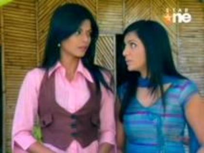 303342_250342938413130_672883197_n - xxShilpa Anand si Sunaina Guliaxx