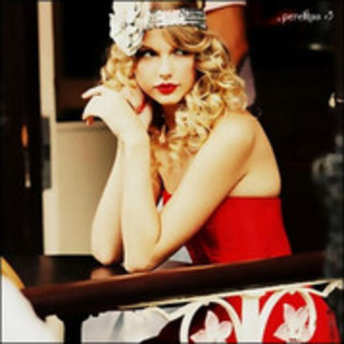 x.Buna ziua!Bine ati venit la Hotelul Swift.Cate camere doriti?