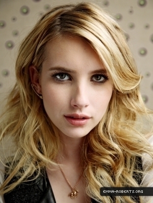 normal_0020~8 - Emma Roberts - Photoshoot 004 - Kevin Maher