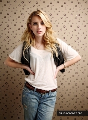 normal_0360 - Emma Roberts - Photoshoot 004 - Kevin Maher