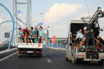 49073597_RMNTWQXPX - Pariu Cu Viata