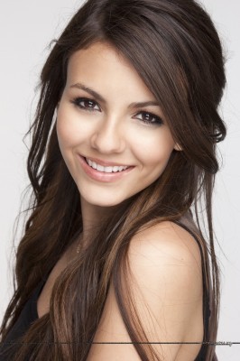 normal_002 - Victoria Justice - Photoshoot 008 - 2010 J McKee