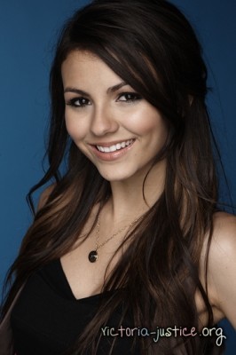 normal_093 - Victoria Justice - Photoshoot 008 - 2010 J McKee