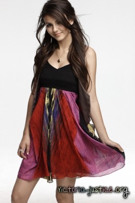 normal_114 - Victoria Justice - Photoshoot 008 - 2010 J McKee