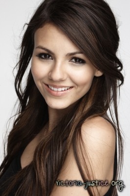 normal_126 - Victoria Justice - Photoshoot 008 - 2010 J McKee