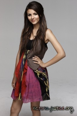 normal_136 - Victoria Justice - Photoshoot 008 - 2010 J McKee
