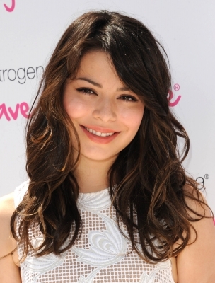 normal_012 - Miranda Cosgrove - Photoshoot 002 - Neutrogena