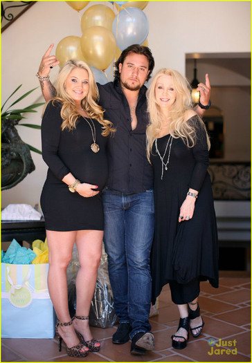 zac-efron-tiffany-thornton-baby-shower-14 - Tiffany Thornton Baby Shower with Zac Efron  Exclusive Pictures