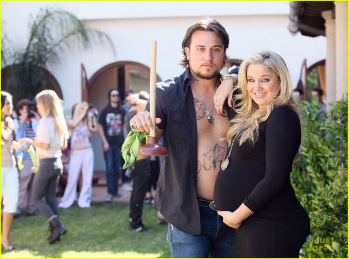 zac-efron-tiffany-thornton-baby-shower-23 - Tiffany Thornton Baby Shower with Zac Efron  Exclusive Pictures