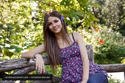 normal_011 - Victoria Justice - Photoshoot 010 - Kathleen Kamphausen