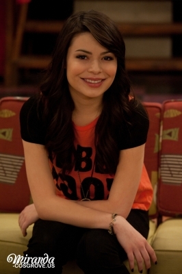 normal_020 - iCarly - Episode Stills - iOpen a Restaurant