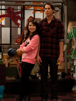 normal_028 - iCarly - Episode Stills - iOpen a Restaurant