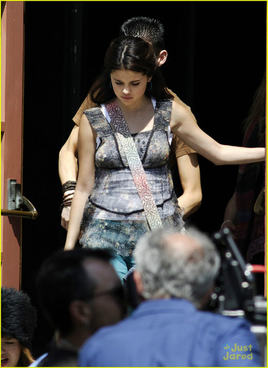 selena-gomez-justin-bieber-guidance-set-07