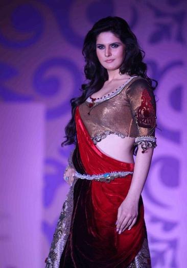 tumblr_luxx4y7sGl1r3t8fmo2_1280 - 0 Zarine Khan