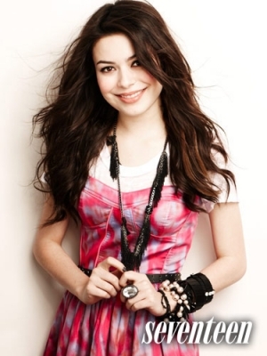 normal_0015 - Miranda Cosgrove - Photoshoot 006 - Seventeen Magazine by Colette de Barros