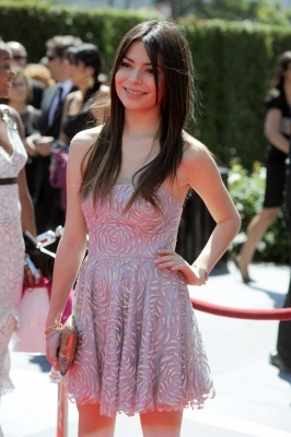 normal_003 - Miranda Cosgrove - 2010 Creative Arts Emmy Awards