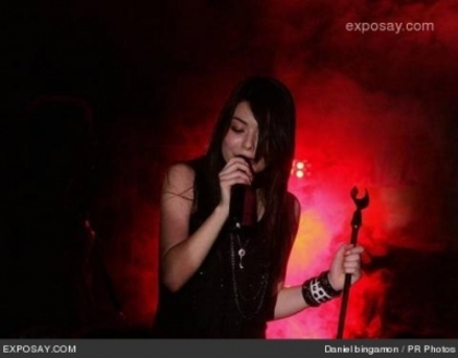 normal_miranda-cosgrove-miranda-cosgrove-kris-allen-1H1PLW - Miranda Cosgrove - Nashville