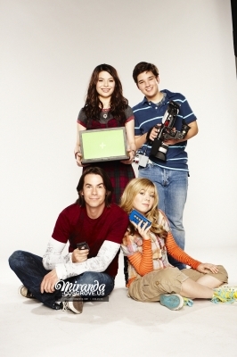 normal_255 - iCarly - Season 3 Promos